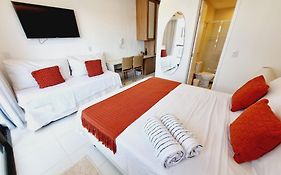 Charmoso Flat em Muro Alto - Perfeito para Casais – MAKIA B202 – Porto de Galinhas - By Anfitrião Legal